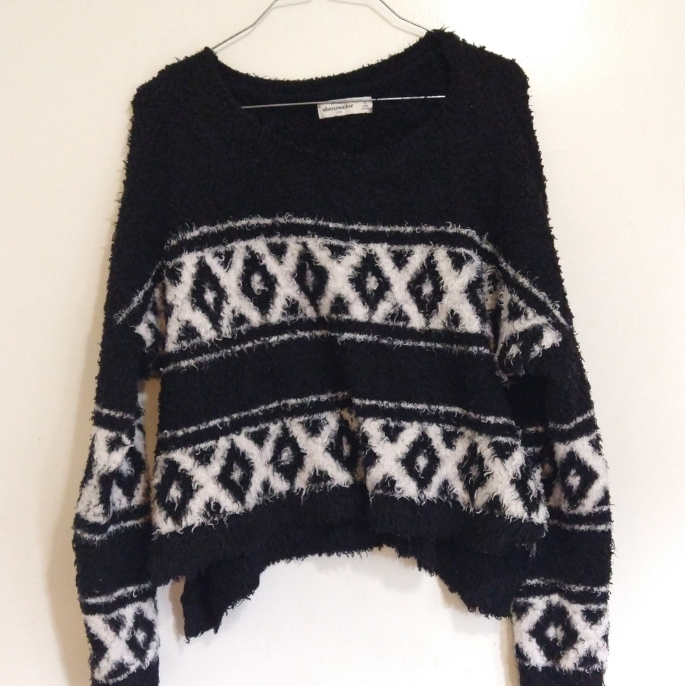 Abercrombie & Fitch high low fuzzy sweater XL